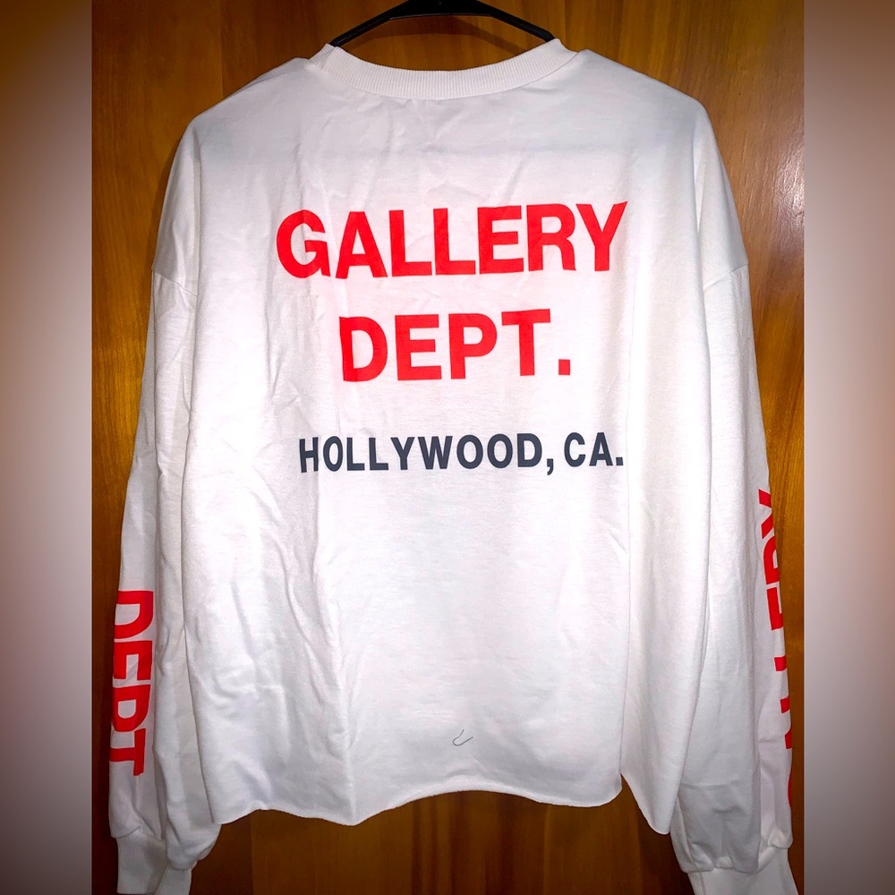 Gallery Dept. sweat shirt. BRAND new. Never worn.